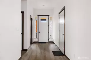 865 NW Shire St, Oak Harbor, WA 98277 - Photo 17