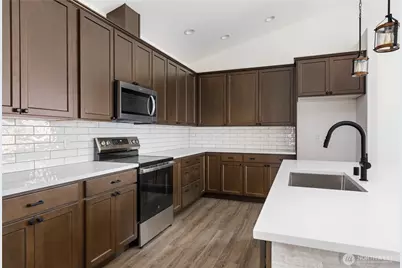 865 NW Shire Street, Oak Harbor, WA 98277 - Photo 15