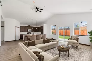 865 NW Shire St, Oak Harbor, WA 98277 - Photo 3