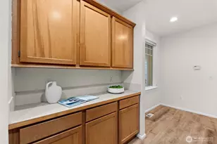 18708 109 Ln SE, Renton, WA 98055 - Photo 17