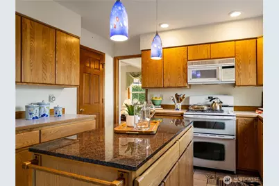 30714 19th Avenue S, Federal Way, WA 98003 - Photo 9