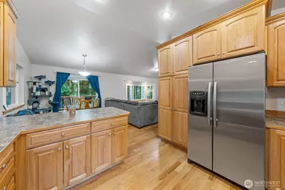 18634 Woodside Drive SE, Yelm, WA 98597 - Photo 7