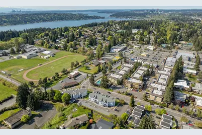 12025 SE 60th Street #B, Bellevue, WA 98006 - Photo 15