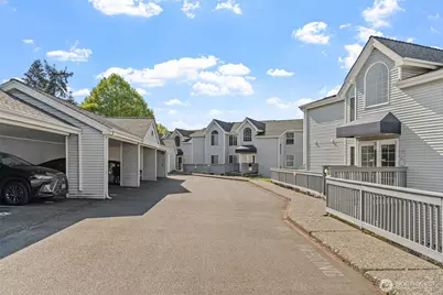 12025 SE 60th Street #B, Bellevue, WA 98006 - Photo 19