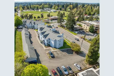 12025 SE 60th Street #B, Bellevue, WA 98006 - Photo 3