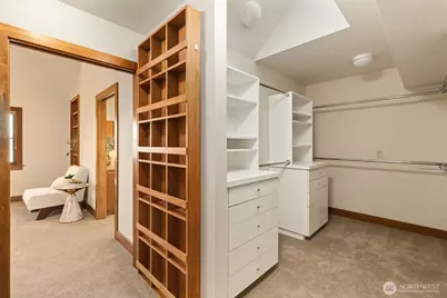 8281 W Mercer Way, Mercer Island, WA 98040 - Photo 25