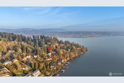 8281 W Mercer Way, Mercer Island, WA 98040 - Photo 37