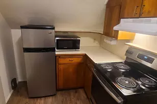 5116 Meridian Ave N, Seattle, WA 98103 - Photo 5