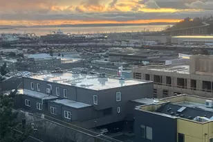 2253 Gilman Dr W, Seattle, WA 98119 - Photo 35