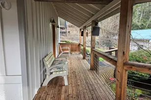 554 Briarwood Ln, Brinnon, WA 98320 - Photo 5