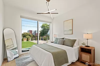 748 N 96th Street, Seattle, WA 98103 - Photo 5