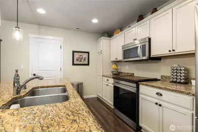 900 Crested Butte Boulevard, Mount Vernon, WA 98273 - Photo 13