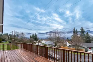 403 NW Roselawn St, Stevenson, WA 98648 - Photo 3