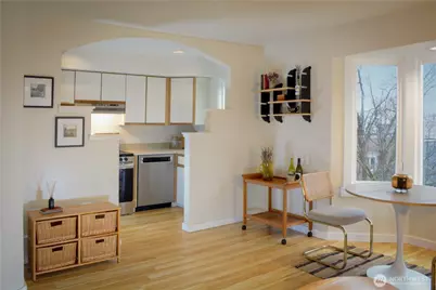 107 16th Avenue #107, Seattle, WA 98122 - Photo 7