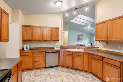 8715 148th Street NW, Gig Harbor, WA 98329 - Photo 7