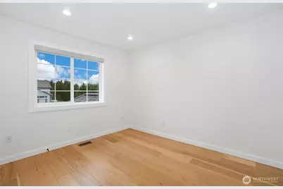 1906 31st Avenue SE, Puyallup, WA 98374 - Photo 23