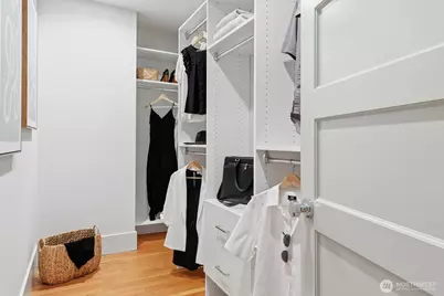 357 Garfield Street, Seattle, WA 98109 - Photo 25