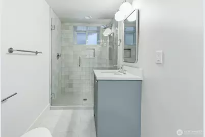 357 Garfield Street, Seattle, WA 98109 - Photo 33