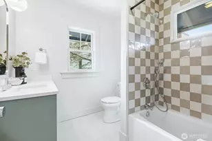 357 Garfield St, Seattle, WA 98109 - Photo 29