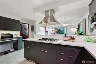 1209 S 10th St, Mount Vernon, WA 98274 - Photo 5