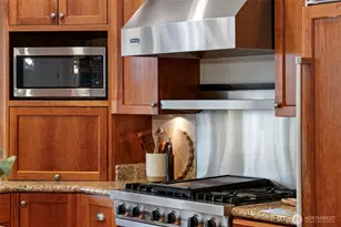 283 Shorewood Ct, Fox Island, WA 98333 - Photo 15