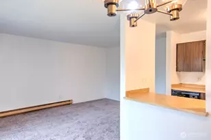 12415 NE 130th Ct, Kirkland, WA 98034 - Photo 15