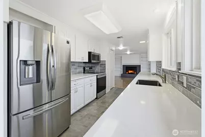 5602 66th Place SE, Snohomish, WA 98290 - Photo 9