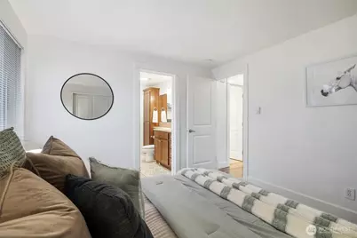 300 N 130th Street #4301, Seattle, WA 98133 - Photo 11