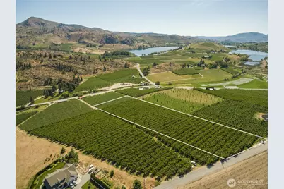 984 Loop Avenue, Manson, WA 98831 - Photo 5