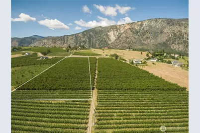 984 Loop Avenue, Manson, WA 98831 - Photo 11