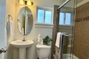 2125 N 113th St, Seattle, WA 98133 - Photo 19