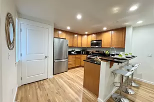 2125 N 113th St, Seattle, WA 98133 - Photo 7