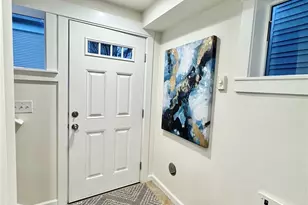 2125 N 113th St, Seattle, WA 98133 - Photo 11