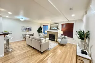 2125 N 113th St, Seattle, WA 98133 - Photo 3