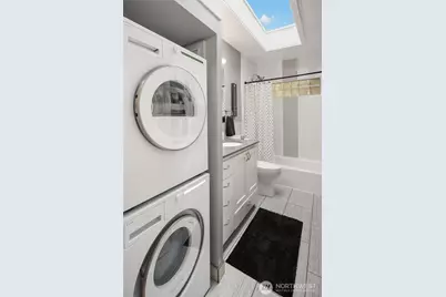 916 164th Place NE, Bellevue, WA 98008 - Photo 23