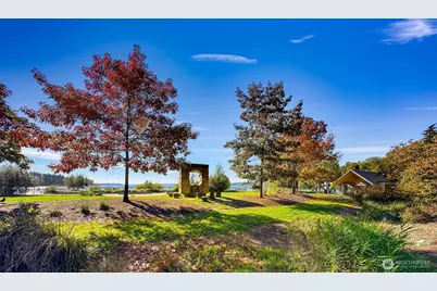 8329 NE Juanita Drive, Kirkland, WA 98034 - Photo 17