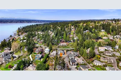 8329 NE Juanita Drive, Kirkland, WA 98034 - Photo 3