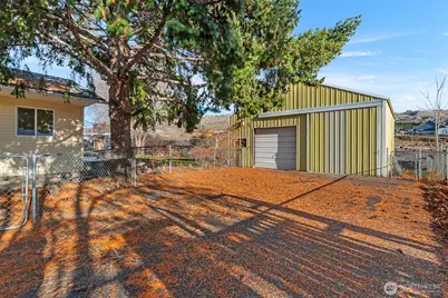 2213 N Ashland Ave, East Wenatchee, WA 98802 - Photo 21