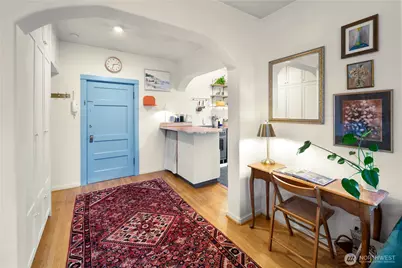 1732 15th Avenue #27, Seattle, WA 98122 - Photo 3