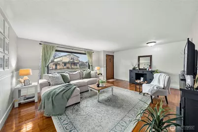 1014 5th Avenue SW, Puyallup, WA 98371 - Photo 5