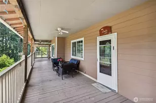 1407 Slide Creek Rd, Longview, WA 98632 - Photo 3