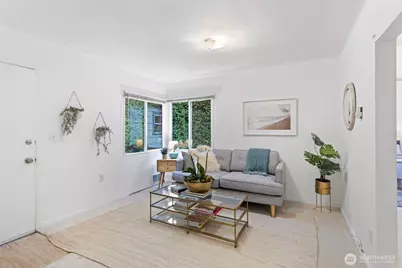 19028 15th Avenue NE, Shoreline, WA 98155 - Photo 11