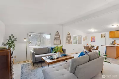 19015 16th Avenue NE, Shoreline, WA 98155 - Photo 5