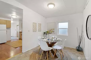 19015 16th Ave NE, Shoreline, WA 98155 - Photo 23