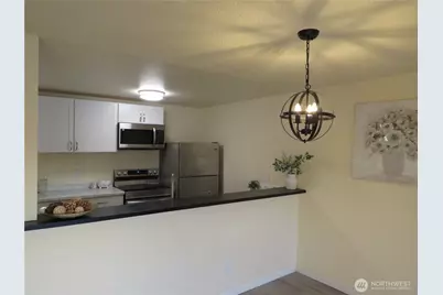 31003 14 Avenue S #B10, Federal Way, WA 98003 - Photo 5