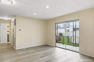 1170 Cedar Dr, Enumclaw, WA 98022 - Photo 9