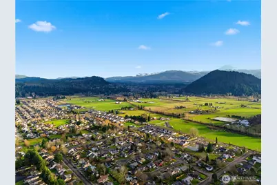 1170 Cedar Drive, Enumclaw, WA 98022 - Photo 3