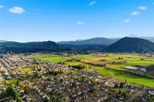 1170 Cedar Dr, Enumclaw, WA 98022 - Photo 3