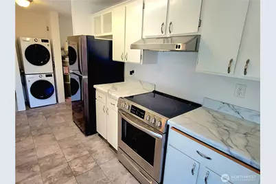 18100 15th Avenue NE #C218, Shoreline, WA 98155 - Photo 7