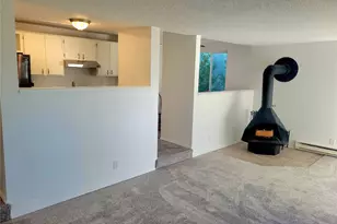 18100 15th Ave NE, Shoreline, WA 98155 - Photo 13